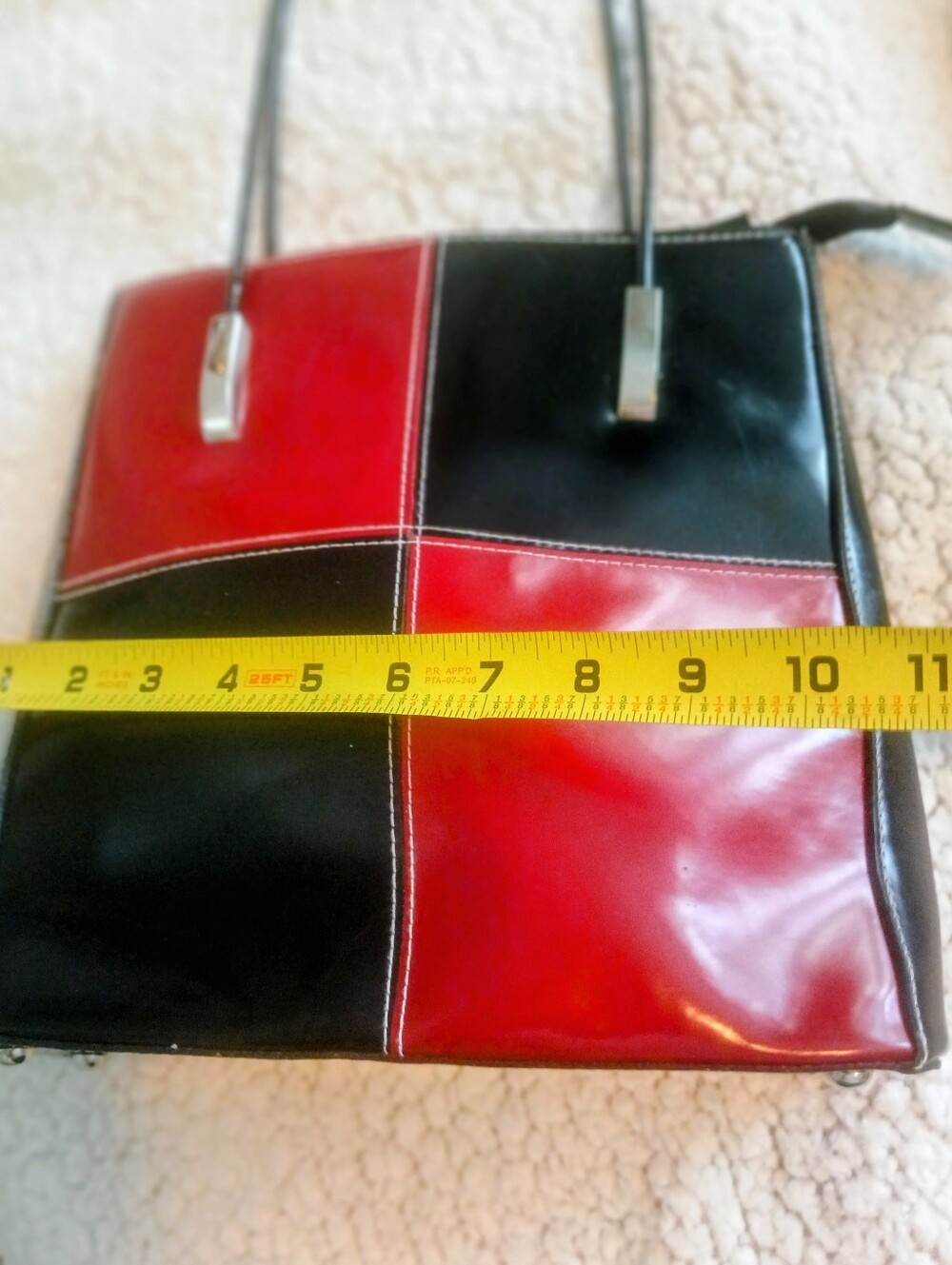 ● FINAL SALE●   Red & Black Patchwork Tote Bag - Women - Picture 5 of 9
